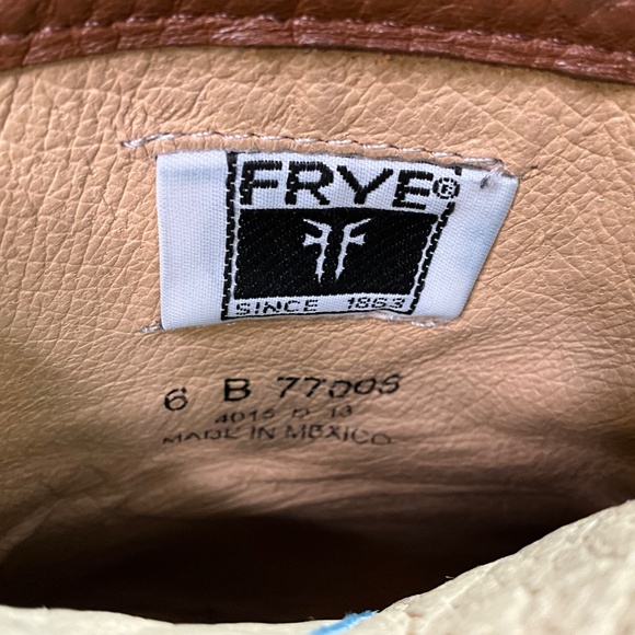 FRYE “Pippa” Genuine Leather Back Zip Bootie in Cognac Sz 6B - Picture 10 of 11